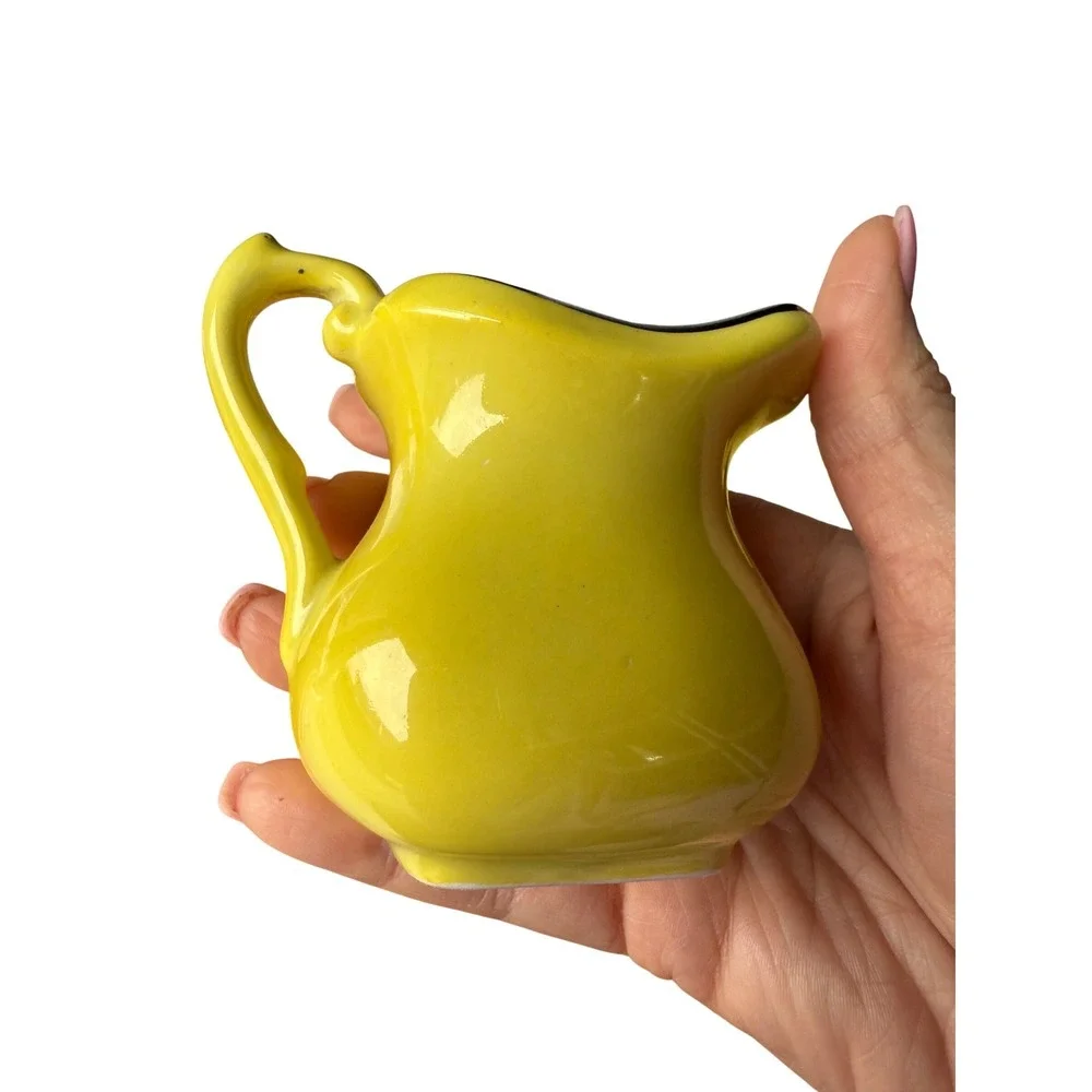 Carlton Ware Stoke On Trent‎ Tea Set Yellow and Black Pottery Made in England